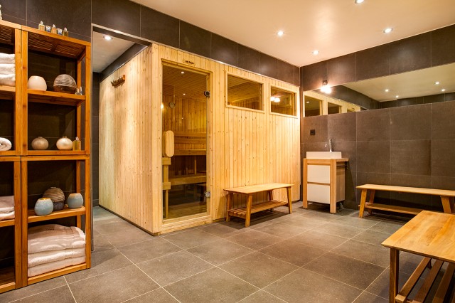 Luxury Ski Chalets in Chamonix - Chalet Cristal Les Rives d'Argentiere