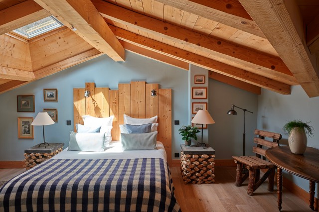 Luxury Ski Chalets in Chamonix - Chalet Granit Les Rives d'Argentiere